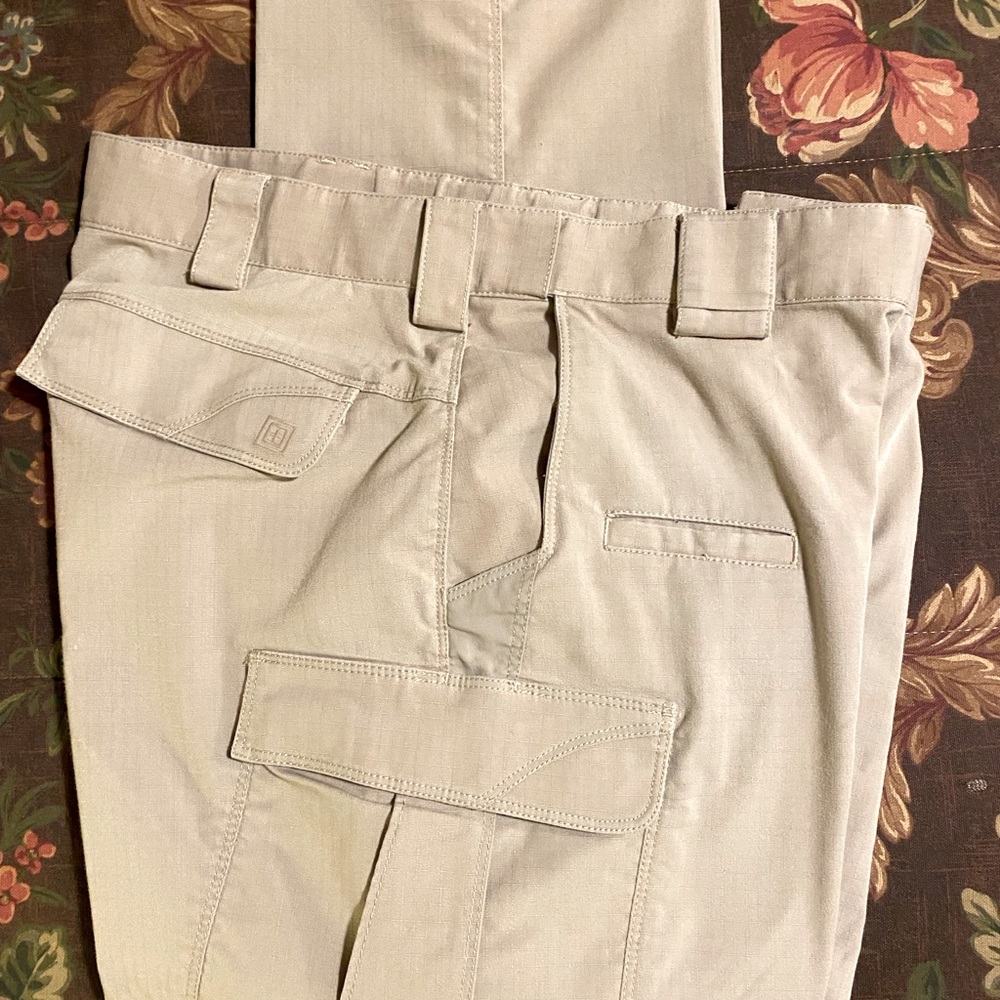 Mens pants.